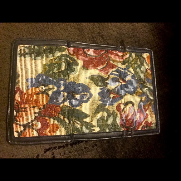 Floral Multicolor Wallet - Picture 3 of 5